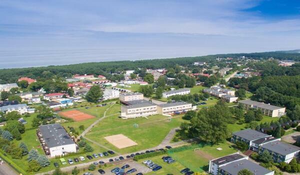  Łazy - Kompleks Rekreacyjno - Wypoczynkowy Fala 1